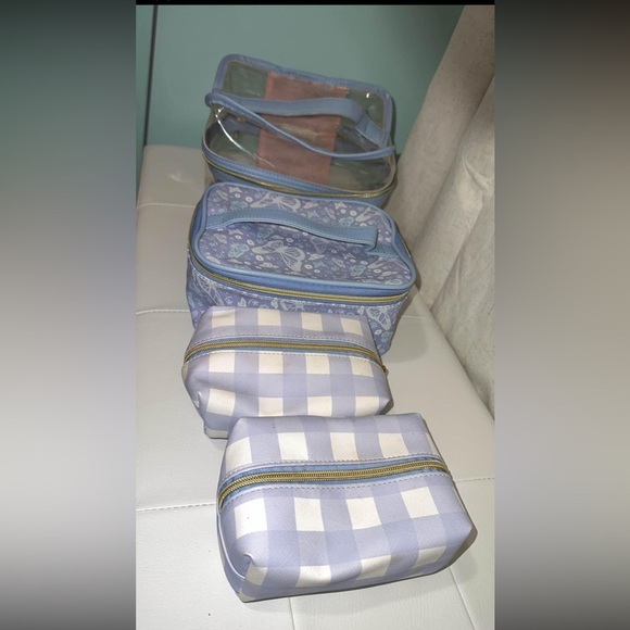 Makeup Bag - Picture 2 of 3